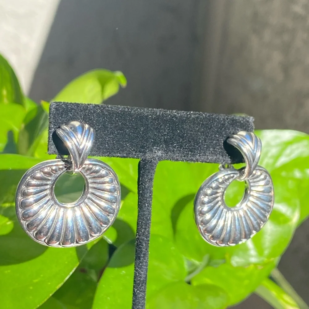 Vintage LAGOS 925/14KT post Chi Chi round fluted earrings✨ - Picture 4 of 16